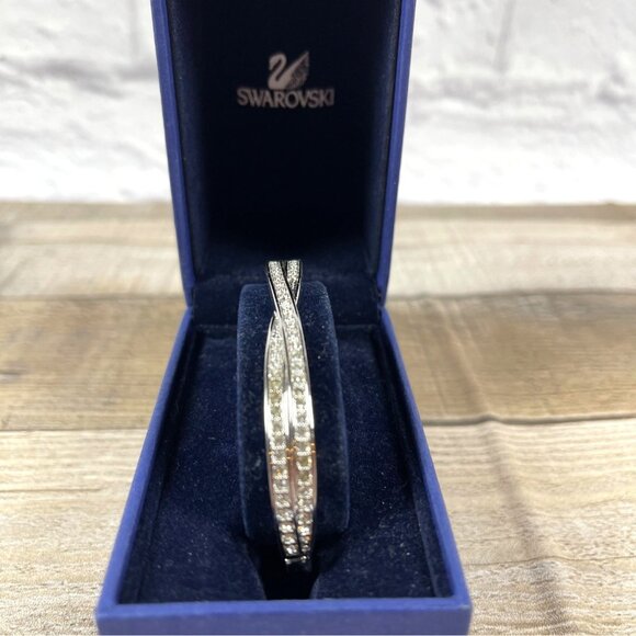 Retired Swarovski Edith Rhodium Plated Crystal Twist Bangle Bracelet In Box VTG - Picture 4 of 13